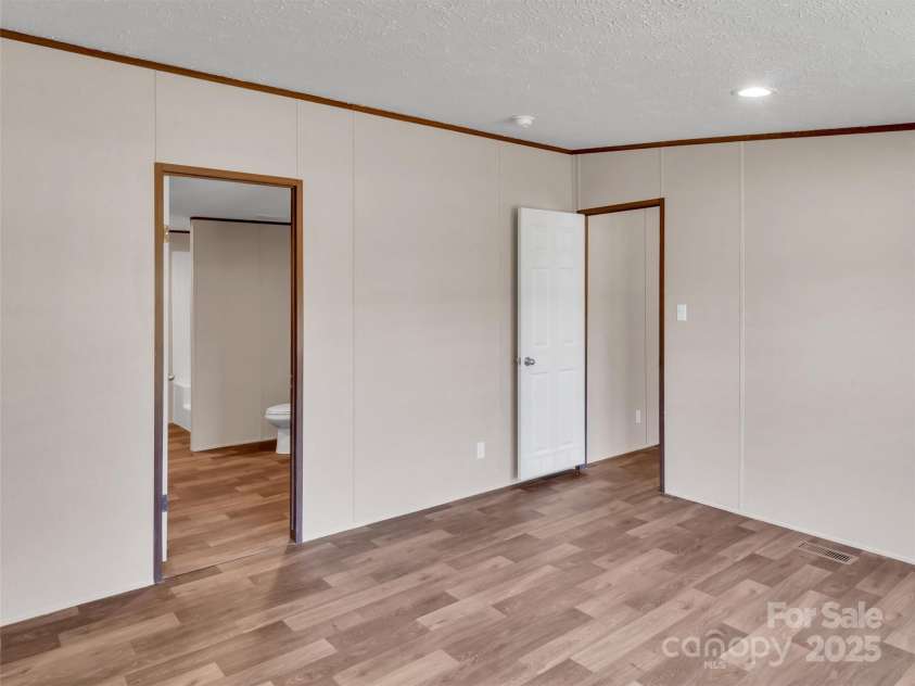 28 Addie Lane, Waynesville, NC 28786.  MLS# CAR4319436, YatesRealty ID 1721. 