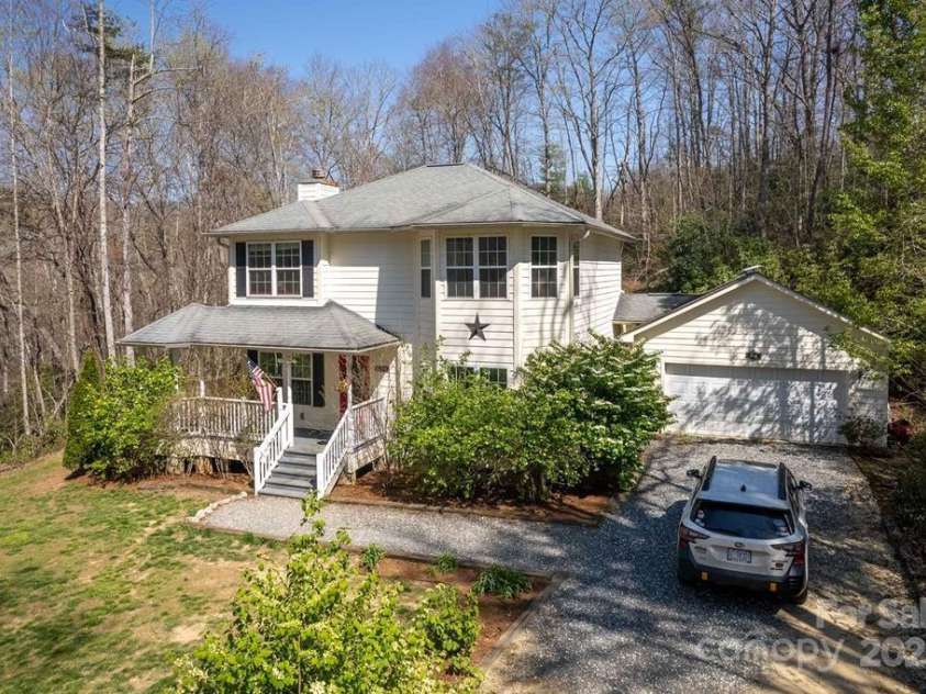 224 Concord Lane, Tuckasegee, NC 28783.  MLS# CAR4251097, YatesRealty ID 17212. 