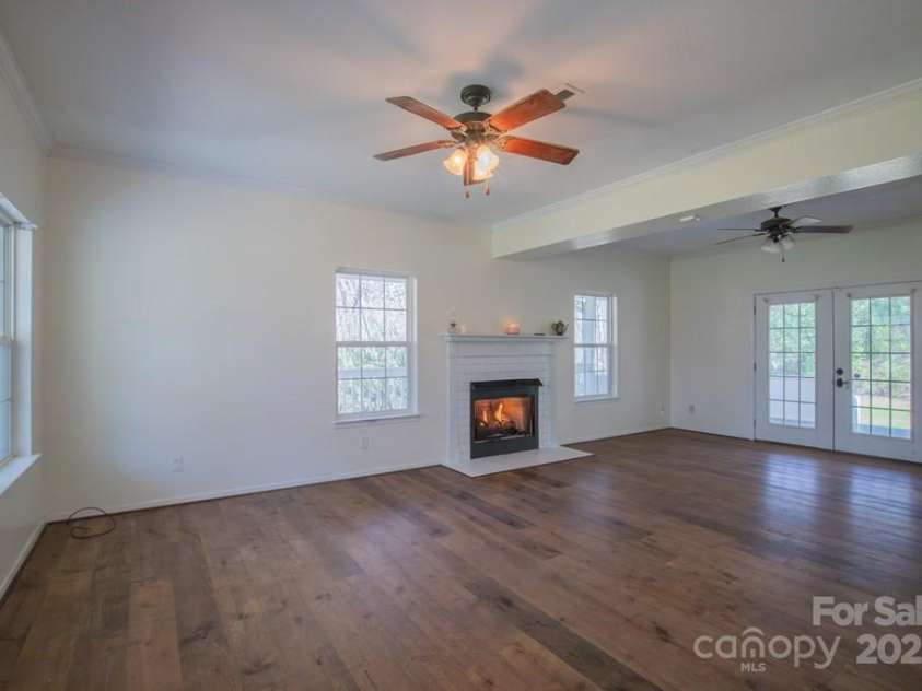 224 Concord Lane, Tuckasegee, NC 28783.  MLS# CAR4251097, YatesRealty ID 17212. 