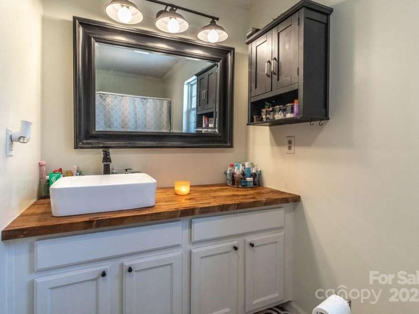 224 Concord Lane, Tuckasegee, NC 28783.  MLS# CAR4251097, YatesRealty ID 17212. 