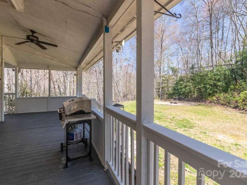 224 Concord Lane, Tuckasegee, NC 28783.  MLS# CAR4251097, YatesRealty ID 17212. 