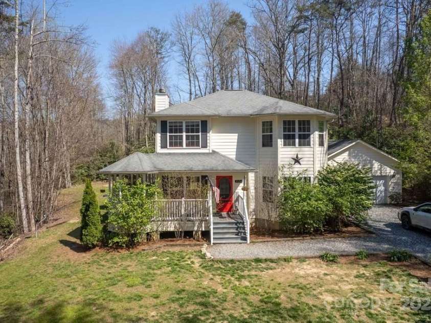 224 Concord Lane, Tuckasegee, NC 28783.  MLS# CAR4251097, YatesRealty ID 17212. 