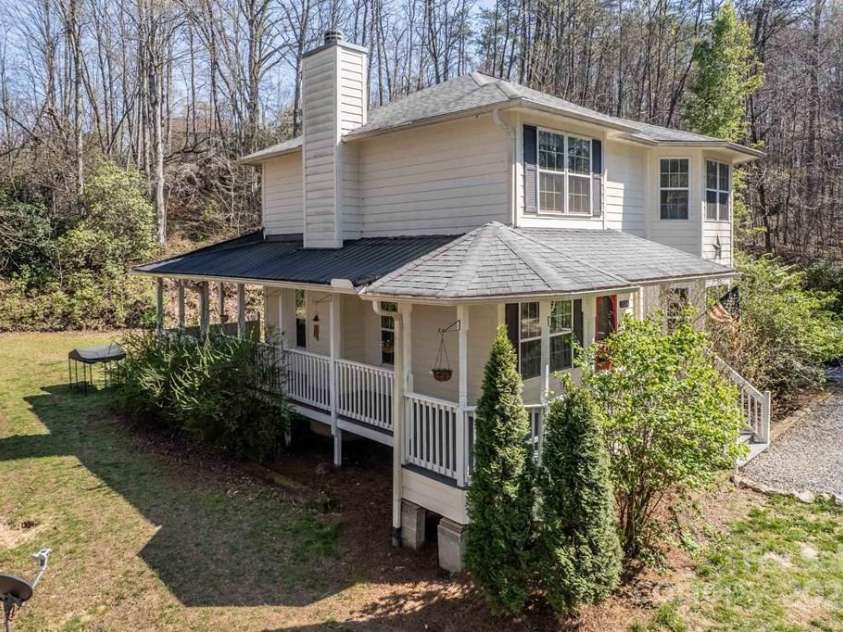 224 Concord Lane, Tuckasegee, NC 28783.  MLS# CAR4251097, YatesRealty ID 17212. 
