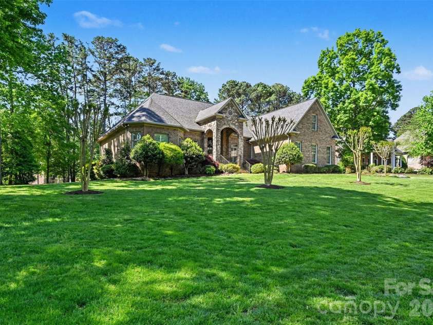 7806 Turnberry Lane, Stanley, NC 28164.  MLS# CAR4363811, YatesRealty ID 17212. 