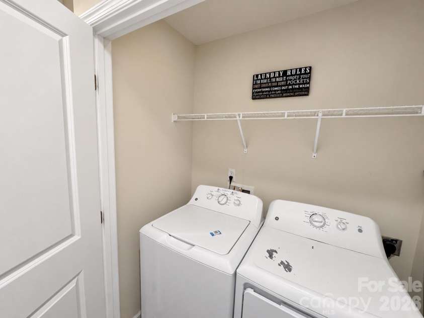 5356 Austin Knoll Court, Charlotte, NC 28269.  MLS# CAR4430727, YatesRealty ID 17213. Laundry