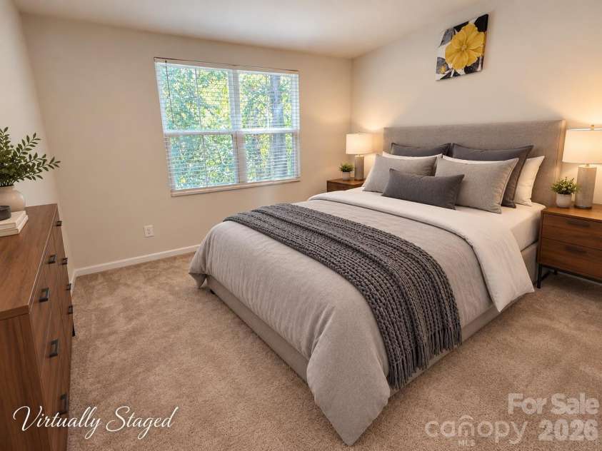 5356 Austin Knoll Court, Charlotte, NC 28269.  MLS# CAR4430727, YatesRealty ID 17213. Primary Bedroom (virtually staged)