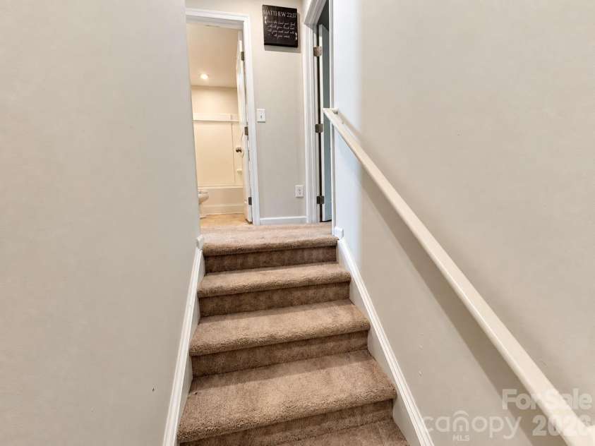 5356 Austin Knoll Court, Charlotte, NC 28269.  MLS# CAR4430727, YatesRealty ID 17213. Top Stairs
