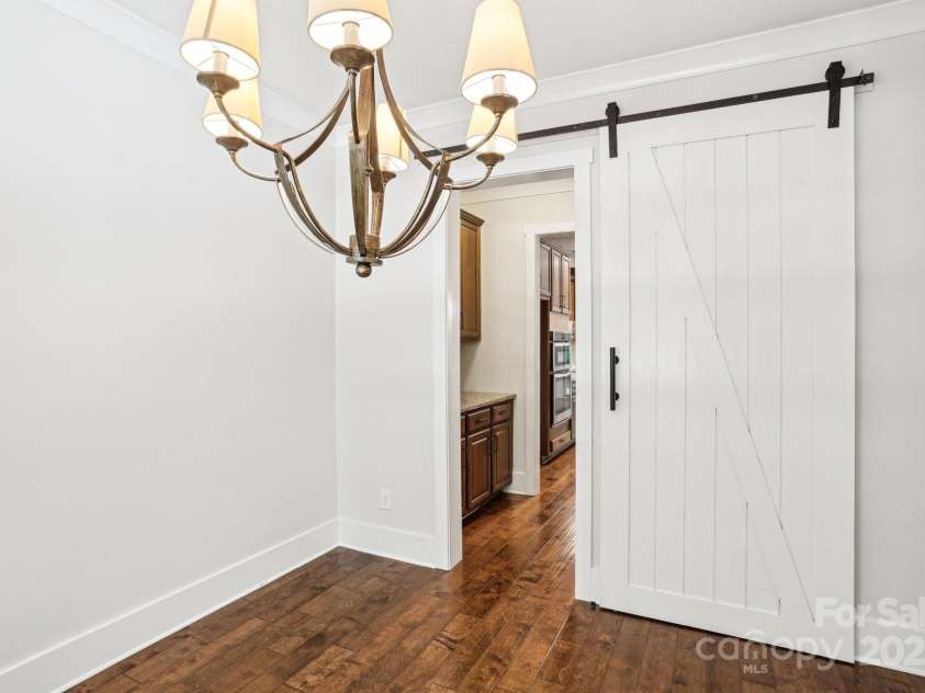 8521 Aspen Court, Charlotte, NC 28227.  MLS# CAR4261042, YatesRealty ID 17213. 