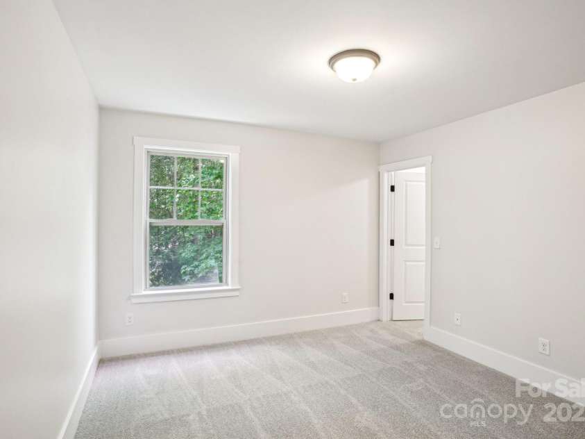 8521 Aspen Court, Charlotte, NC 28227.  MLS# CAR4261042, YatesRealty ID 17213. 