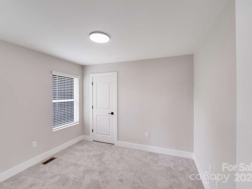 11 Cobblestone Lane, Concord, NC 28027.  MLS# CAR4249487, YatesRealty ID 17214. 