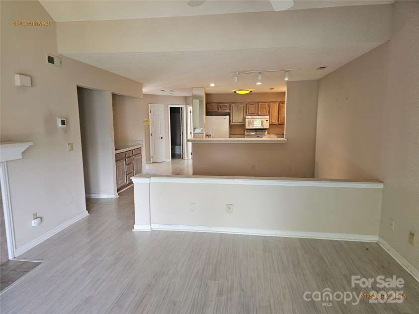 854 Southwest Drive, Davidson, NC 28036.  MLS# CAR4265992, YatesRealty ID 17215. 