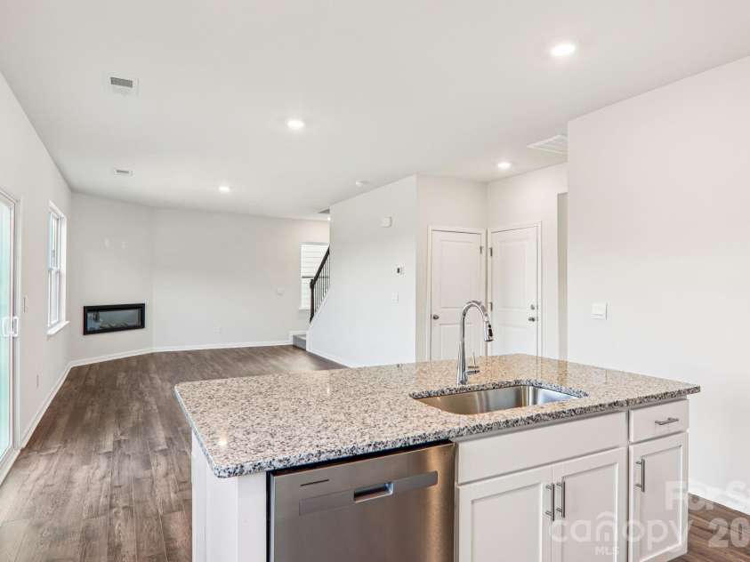 831 Adelston Lane, Asheville, NC 28804.  MLS# CAR4264547, YatesRealty ID 17216. 