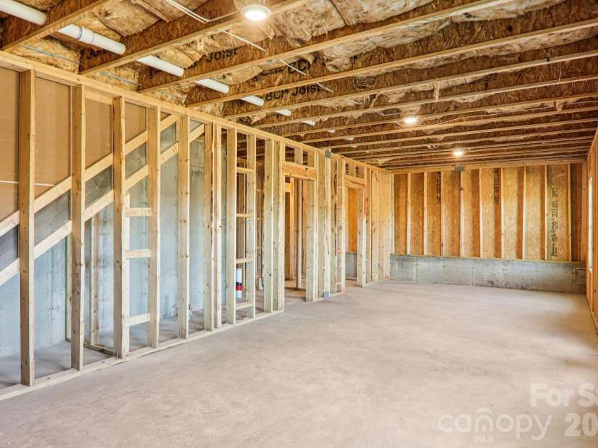 831 Adelston Lane, Asheville, NC 28804.  MLS# CAR4264547, YatesRealty ID 17216. 