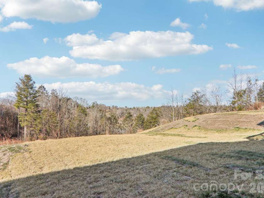 831 Adelston Lane, Asheville, NC 28804.  MLS# CAR4264547, YatesRealty ID 17216. 