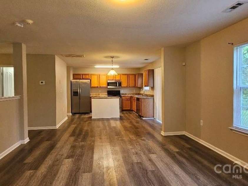 2108 Cranberry Woods Court, Charlotte, NC 28208.  MLS# CAR4230719, YatesRealty ID 17218. 