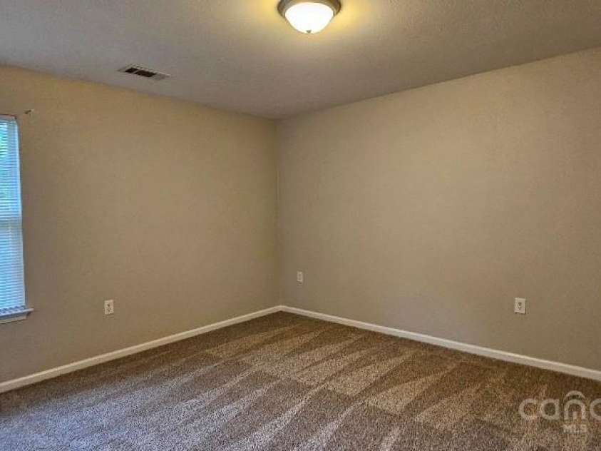 2108 Cranberry Woods Court, Charlotte, NC 28208.  MLS# CAR4230719, YatesRealty ID 17218. 