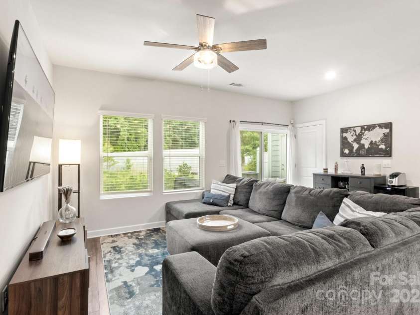 1028 Maltby Street, Charlotte, NC 28217.  MLS# CAR4261448, YatesRealty ID 17219. 