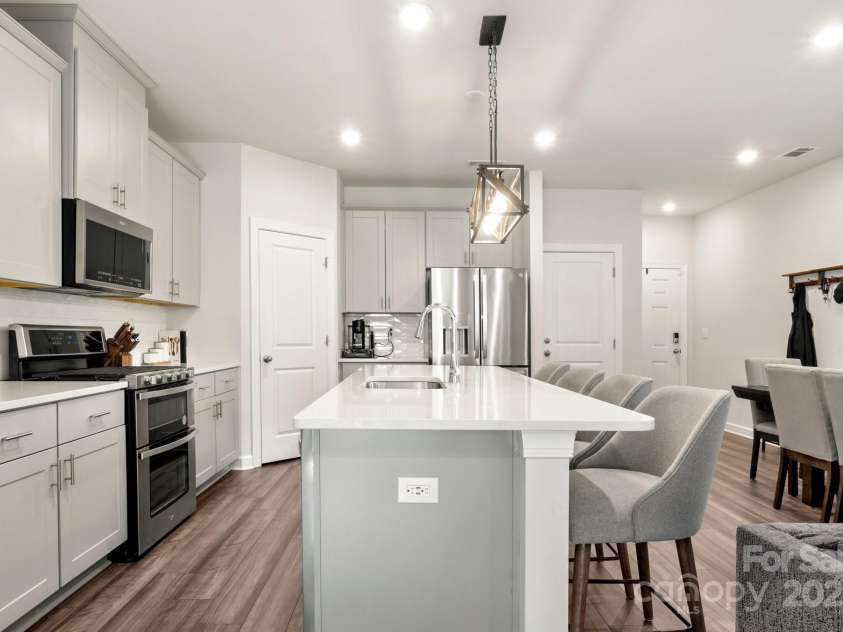 1028 Maltby Street, Charlotte, NC 28217.  MLS# CAR4261448, YatesRealty ID 17219. 