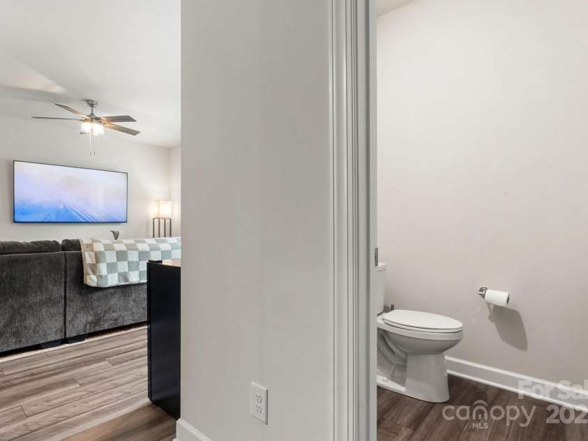 1028 Maltby Street, Charlotte, NC 28217.  MLS# CAR4261448, YatesRealty ID 17219. 