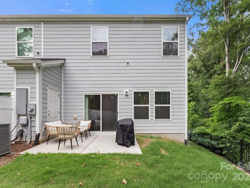 1028 Maltby Street, Charlotte, NC 28217.  MLS# CAR4261448, YatesRealty ID 17219. 