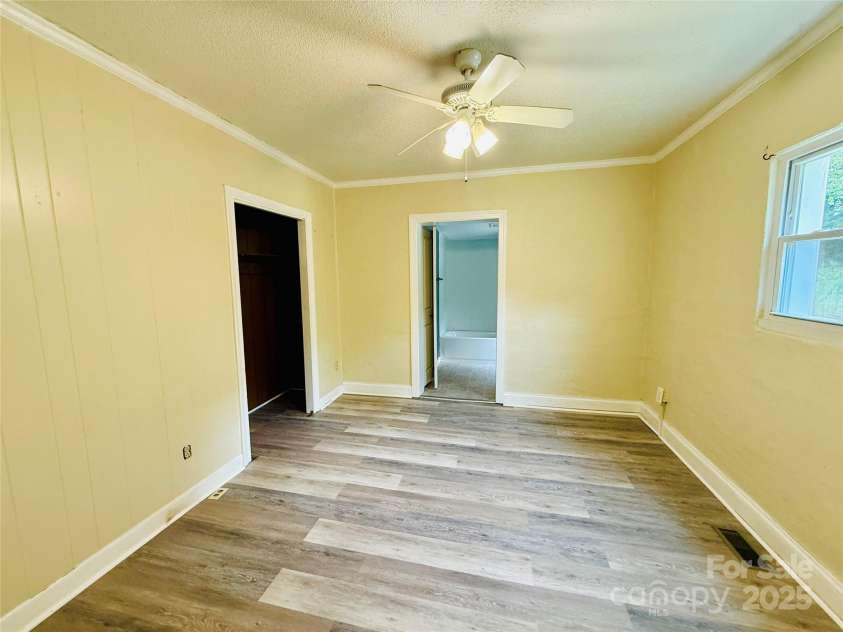 126 Penguin Lane, Statesville, NC 28625.  MLS# CAR4300681, YatesRealty ID 1722. 