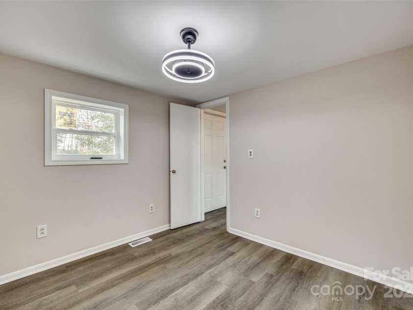 260 Amelia Drive, Fort Mill, SC 29715.  MLS# CAR4205106, YatesRealty ID 1722. 2nd Bedroom - Different angle