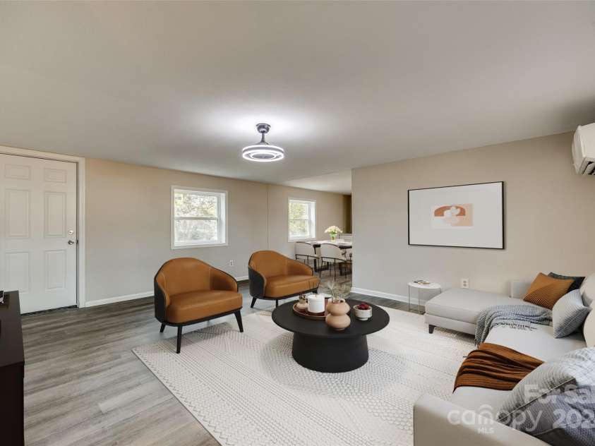 260 Amelia Drive, Fort Mill, SC 29715.  MLS# CAR4205106, YatesRealty ID 1722. Living Room - Virtually Staged