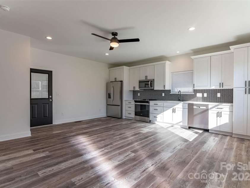 3024 Poplar Circle, Shelby, NC 28152.  MLS# CAR4324954, YatesRealty ID 1722. 