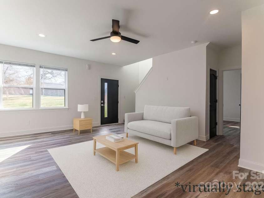 3024 Poplar Circle, Shelby, NC 28152.  MLS# CAR4324954, YatesRealty ID 1722. 