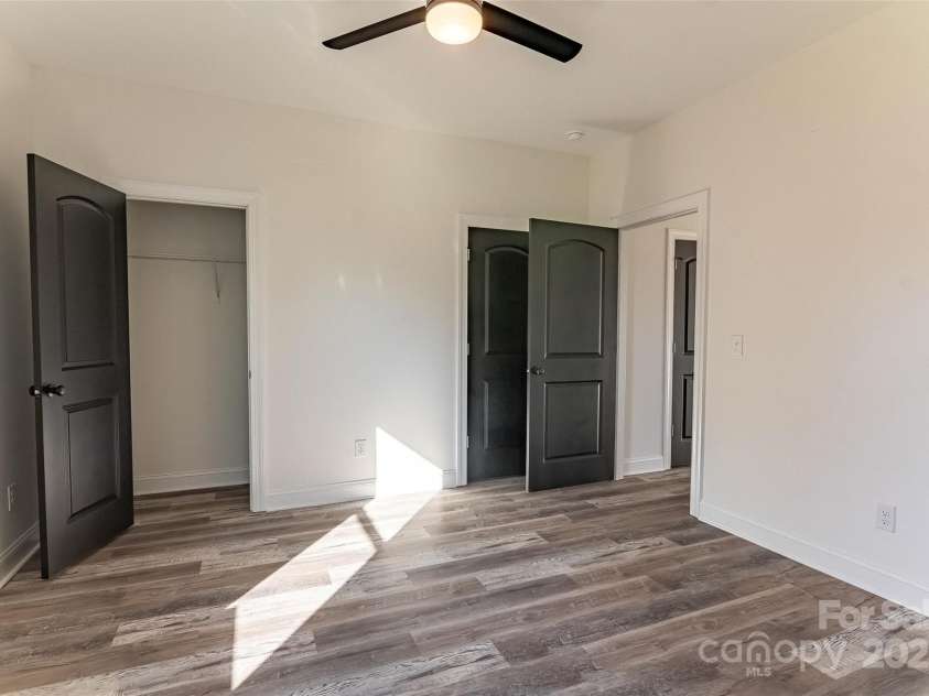 3024 Poplar Circle, Shelby, NC 28152.  MLS# CAR4324954, YatesRealty ID 1722. 