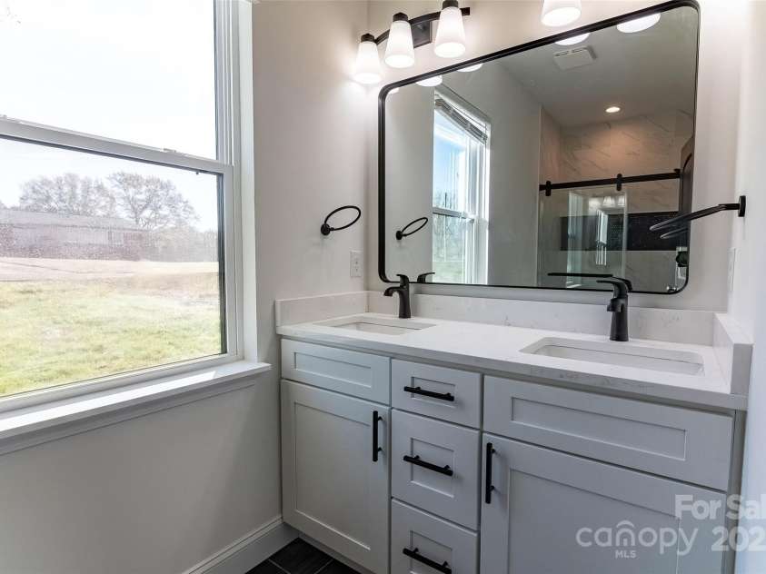 3024 Poplar Circle, Shelby, NC 28152.  MLS# CAR4324954, YatesRealty ID 1722. 