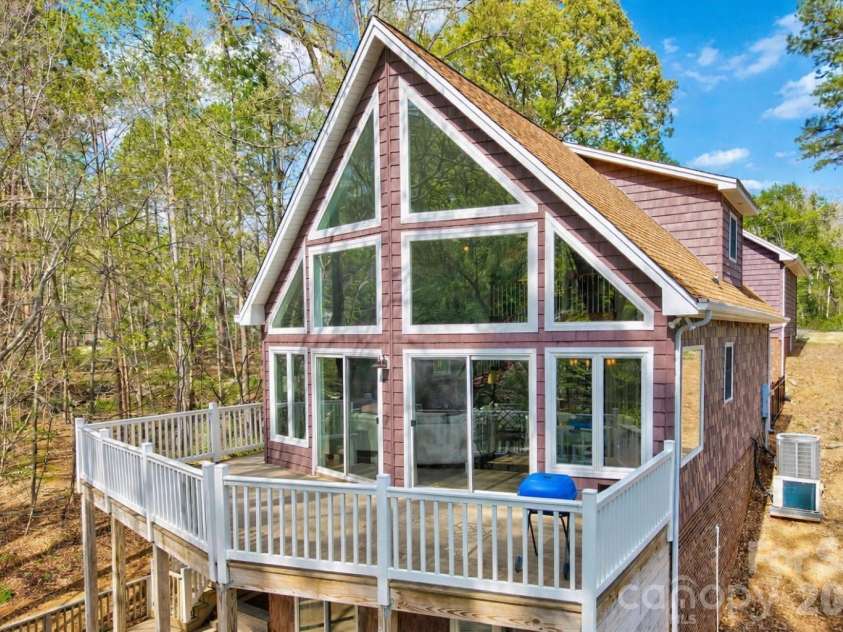 23243 Swift Island Road, Albemarle, NC 28001.  MLS# CAR4366361, YatesRealty ID 17220. 