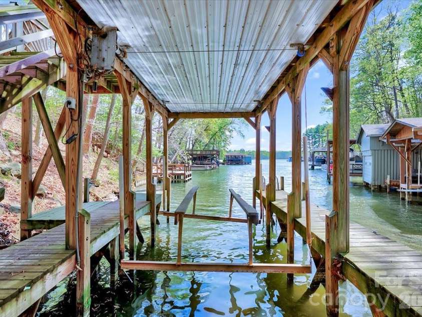 23243 Swift Island Road, Albemarle, NC 28001.  MLS# CAR4366361, YatesRealty ID 17220. 