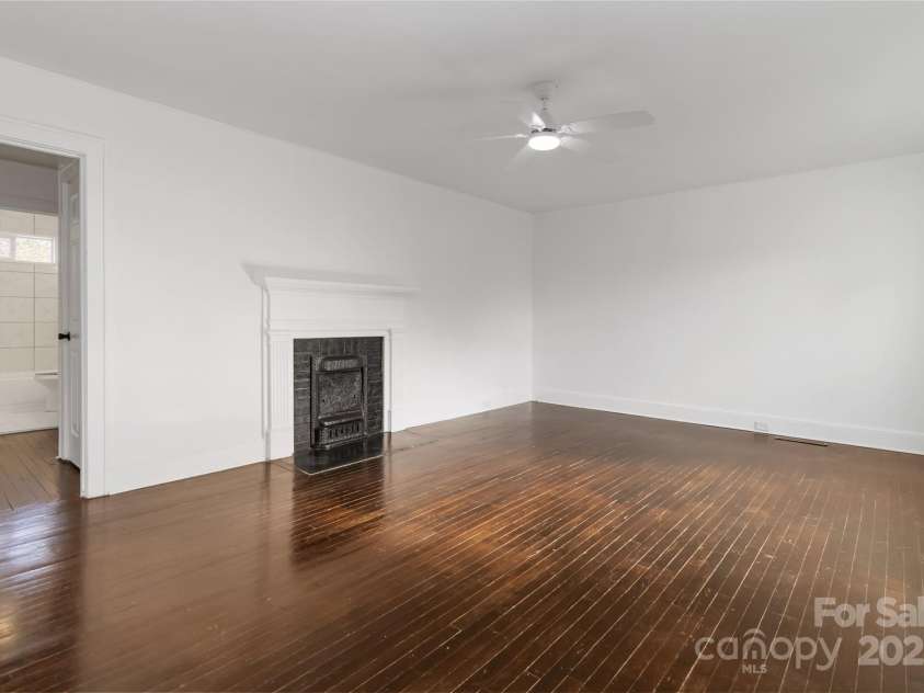 233 Jefferson Avenue, Concord, NC 28025.  MLS# CAR4316661, YatesRealty ID 17221. 