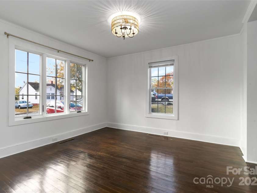 233 Jefferson Avenue, Concord, NC 28025.  MLS# CAR4316661, YatesRealty ID 17221. 