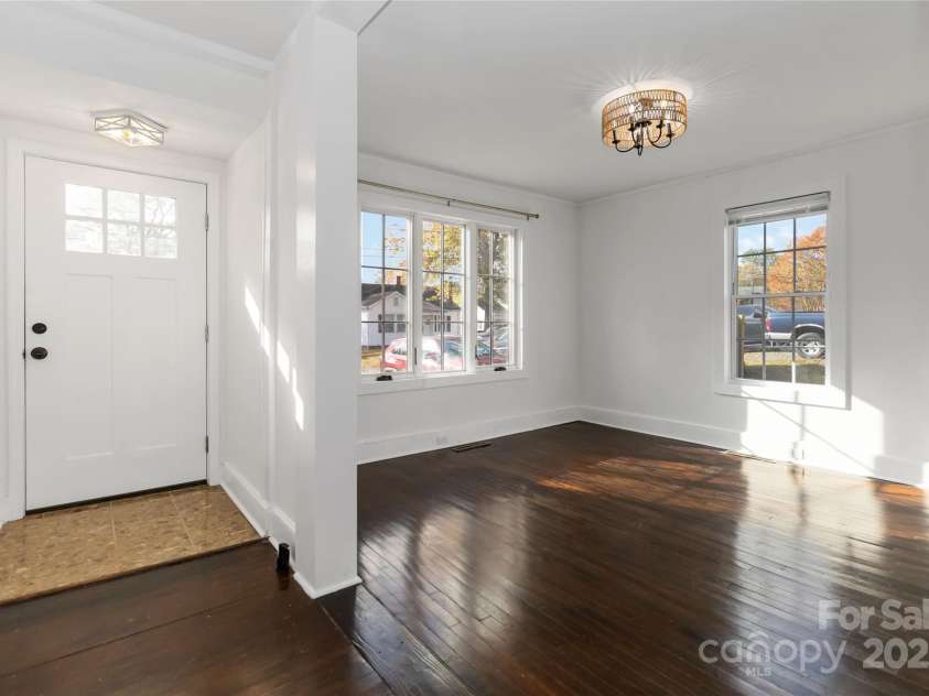233 Jefferson Avenue, Concord, NC 28025.  MLS# CAR4316661, YatesRealty ID 17221. 