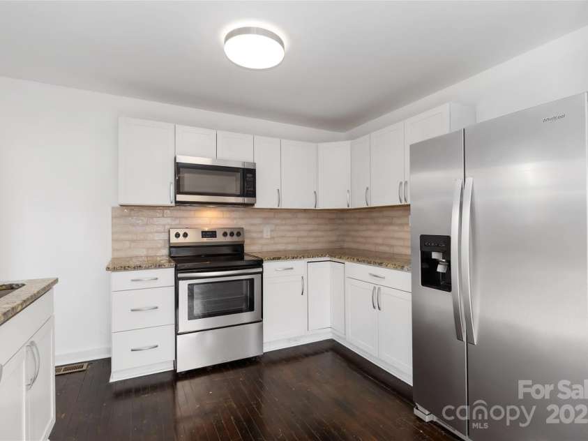 233 Jefferson Avenue, Concord, NC 28025.  MLS# CAR4316661, YatesRealty ID 17221. 
