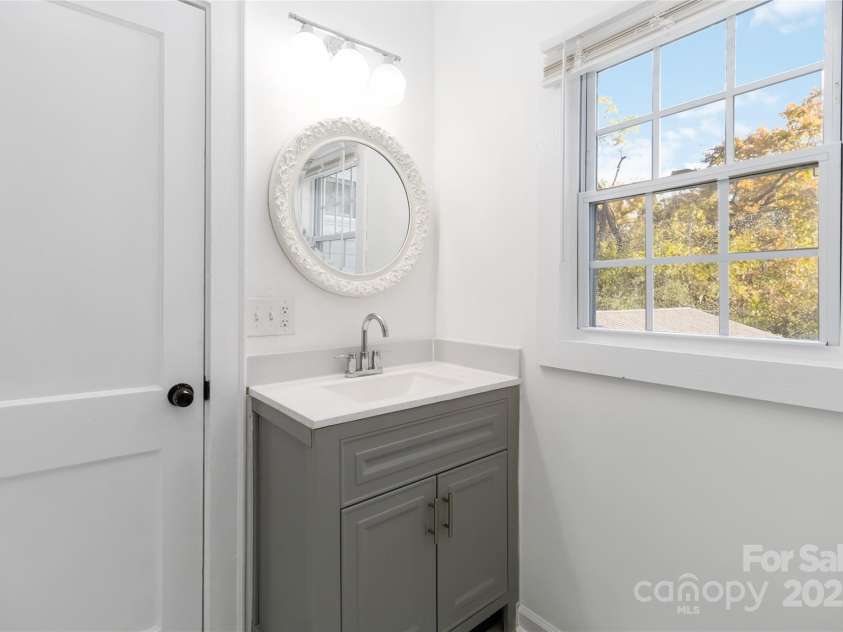 233 Jefferson Avenue, Concord, NC 28025.  MLS# CAR4316661, YatesRealty ID 17221. 