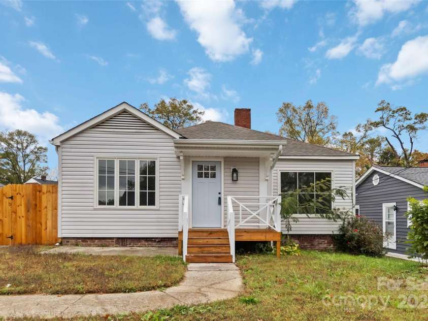 233 Jefferson Avenue, Concord, NC 28025.  MLS# CAR4316661, YatesRealty ID 17221. 