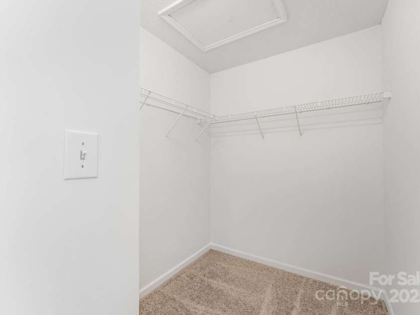 7504 Petrea Lane, Charlotte, NC 28227.  MLS# CAR4287631, YatesRealty ID 17221. 