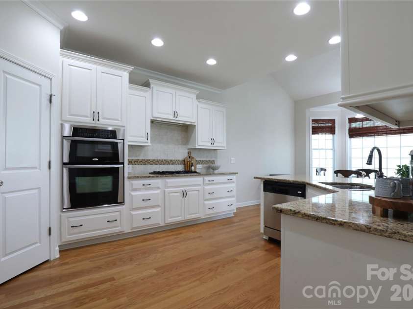 18465 Marbella Lane, Fort Mill, SC 29707.  MLS# CAR4355928, YatesRealty ID 17223. 