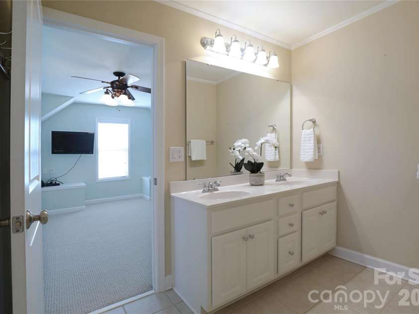 18465 Marbella Lane, Fort Mill, SC 29707.  MLS# CAR4355928, YatesRealty ID 17223. 