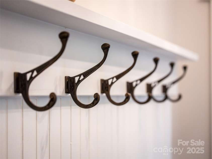 328 Mccoy Cove Road, Black Mountain, NC 28711.  MLS# CAR4248740, YatesRealty ID 17223. 