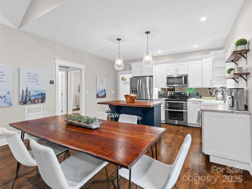 328 Mccoy Cove Road, Black Mountain, NC 28711.  MLS# CAR4248740, YatesRealty ID 17223. Dining area to kitchen