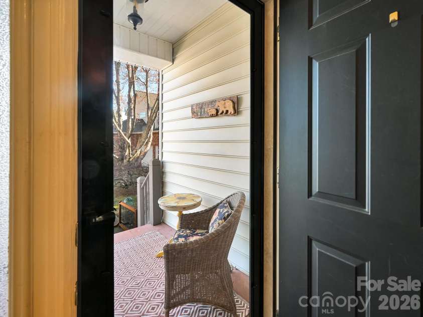 653 High Quarry Road, Hendersonville, NC 28791.  MLS# CAR4357242, YatesRealty ID 17224. 