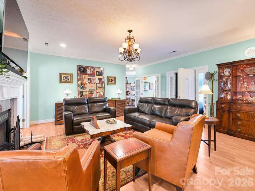 653 High Quarry Road, Hendersonville, NC 28791.  MLS# CAR4357242, YatesRealty ID 17224. 
