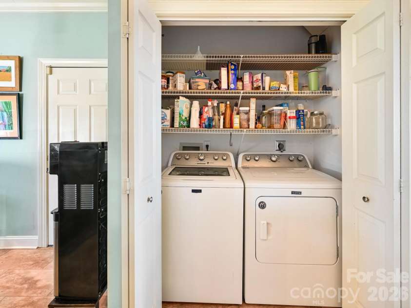 653 High Quarry Road, Hendersonville, NC 28791.  MLS# CAR4357242, YatesRealty ID 17224. 