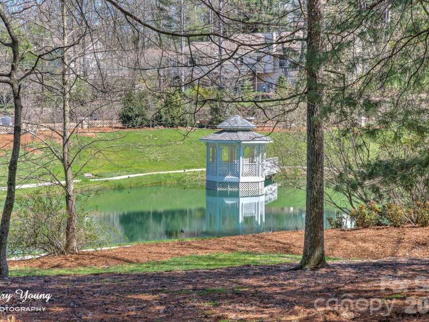 653 High Quarry Road, Hendersonville, NC 28791.  MLS# CAR4357242, YatesRealty ID 17224. 