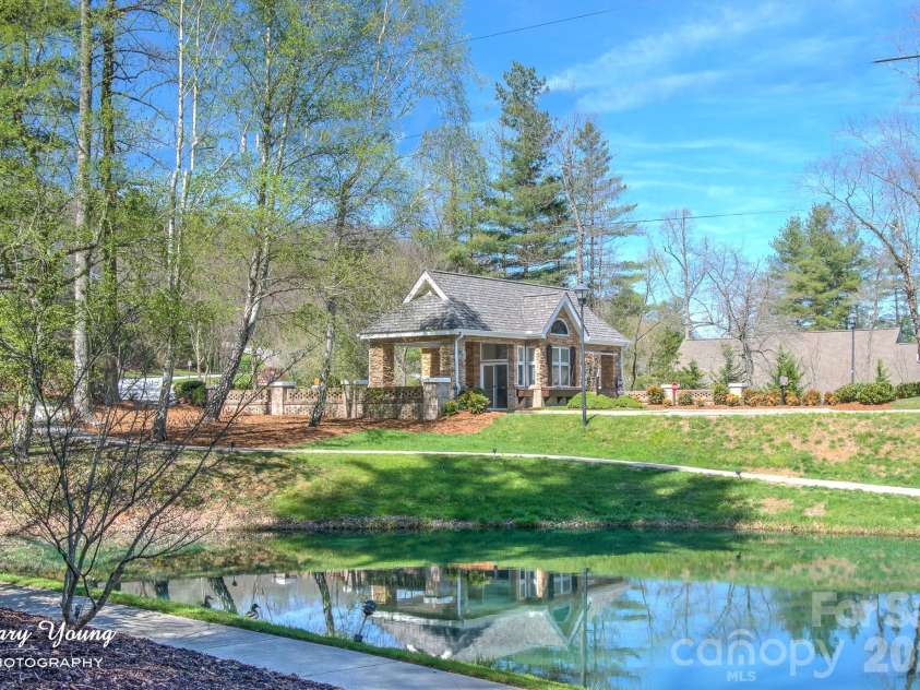 653 High Quarry Road, Hendersonville, NC 28791.  MLS# CAR4357242, YatesRealty ID 17224. 