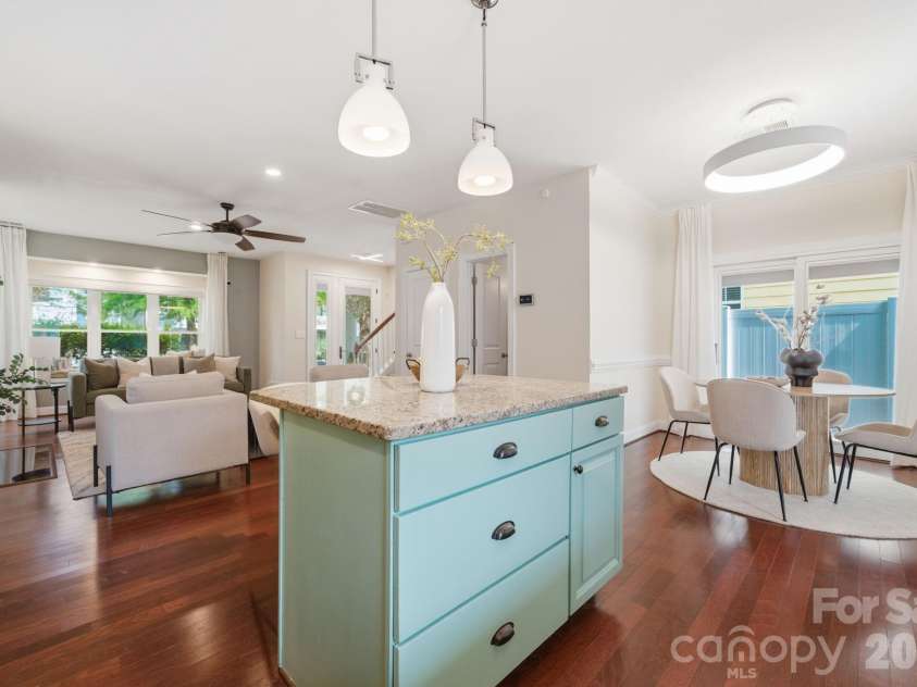 1919 Lela Avenue, Charlotte, NC 28208.  MLS# CAR4369301, YatesRealty ID 17226. 